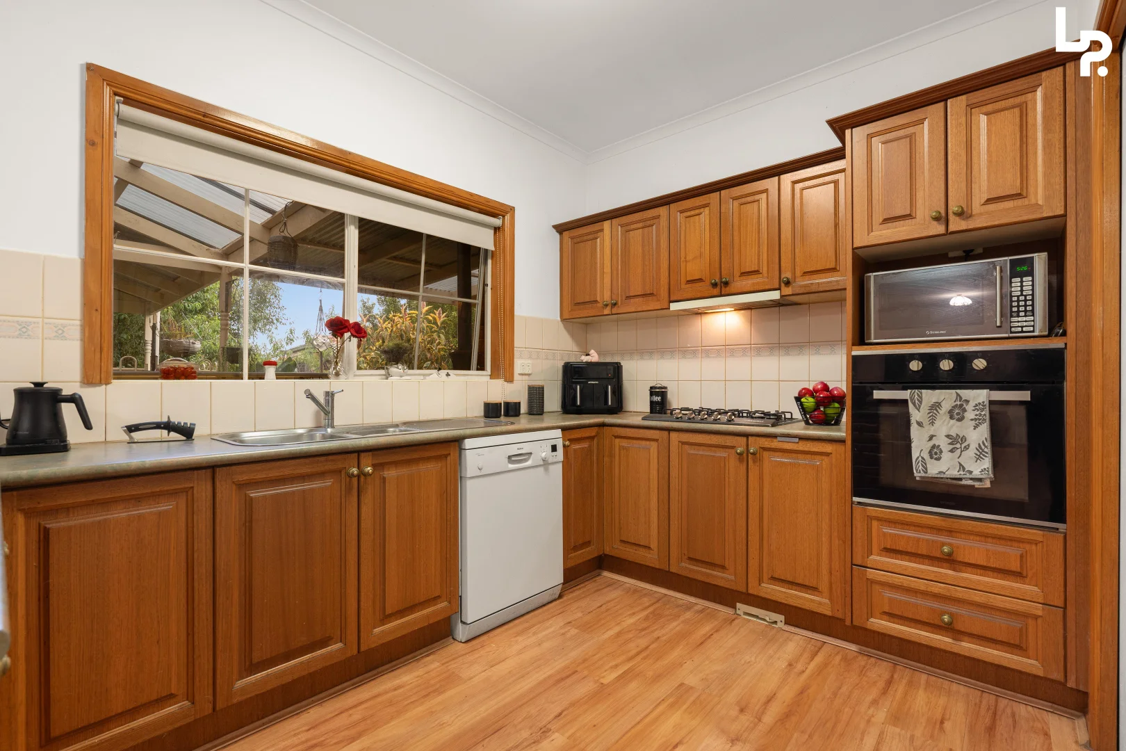 Additional image 5 of 3 Fairholme Boulevard, Berwick VIC 3806