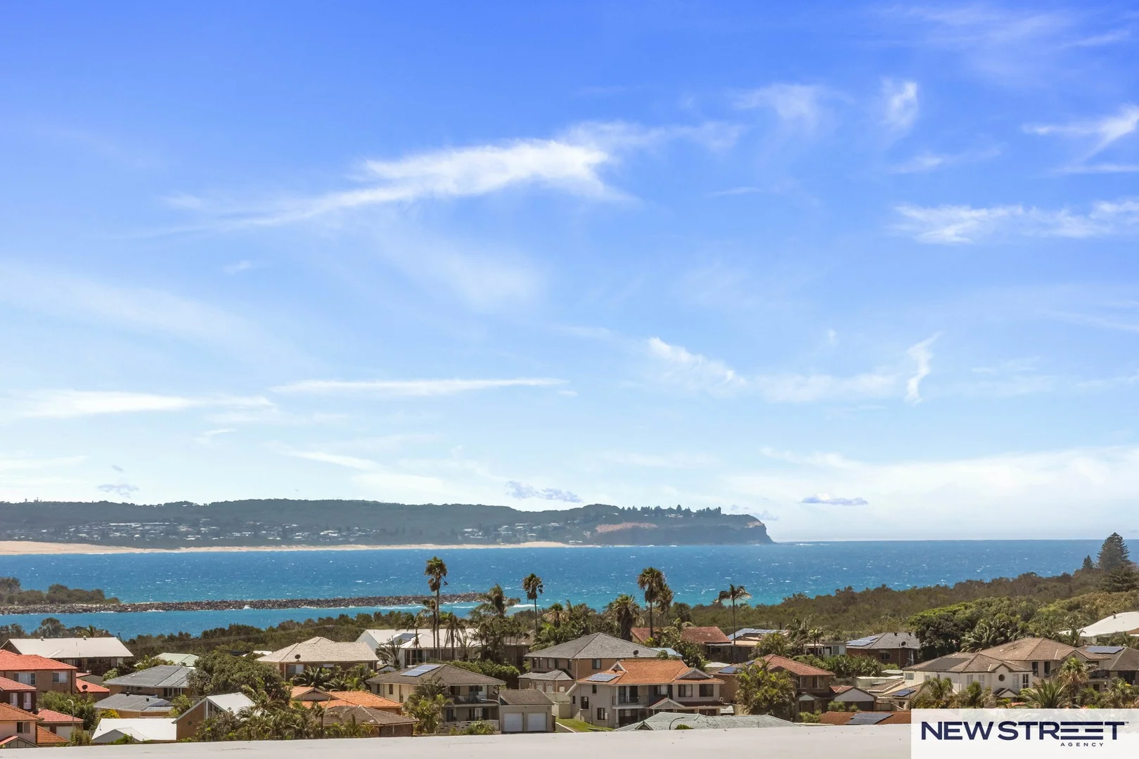 Additional image 2 of 403/1 Mawson Close, Caves Beach NSW 2281