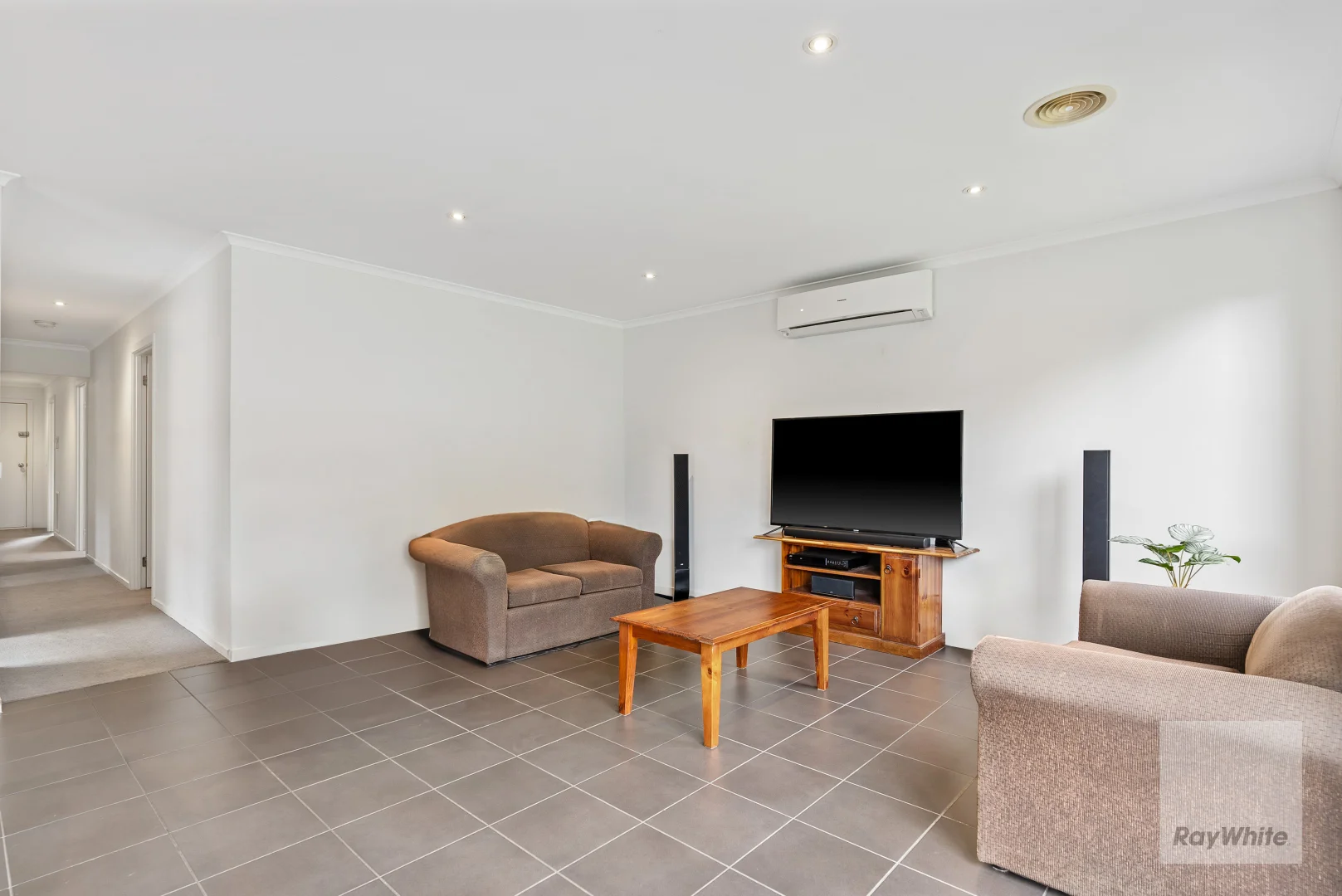 Additional image 9 of 11 Verdon Avenue, Caroline Springs VIC 3023