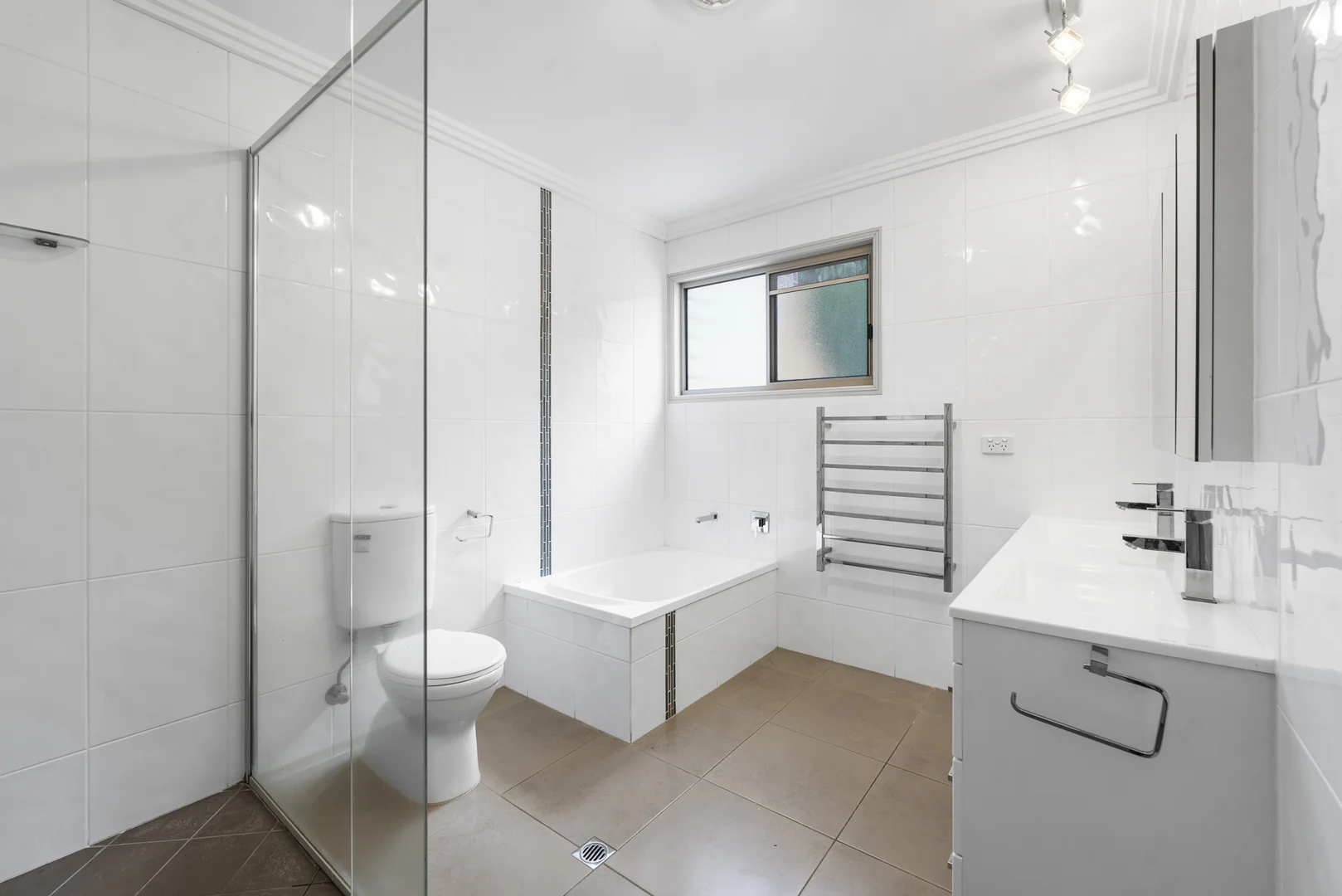 Additional image 16 of 1/6 Creek Street, East Toowoomba QLD 4350