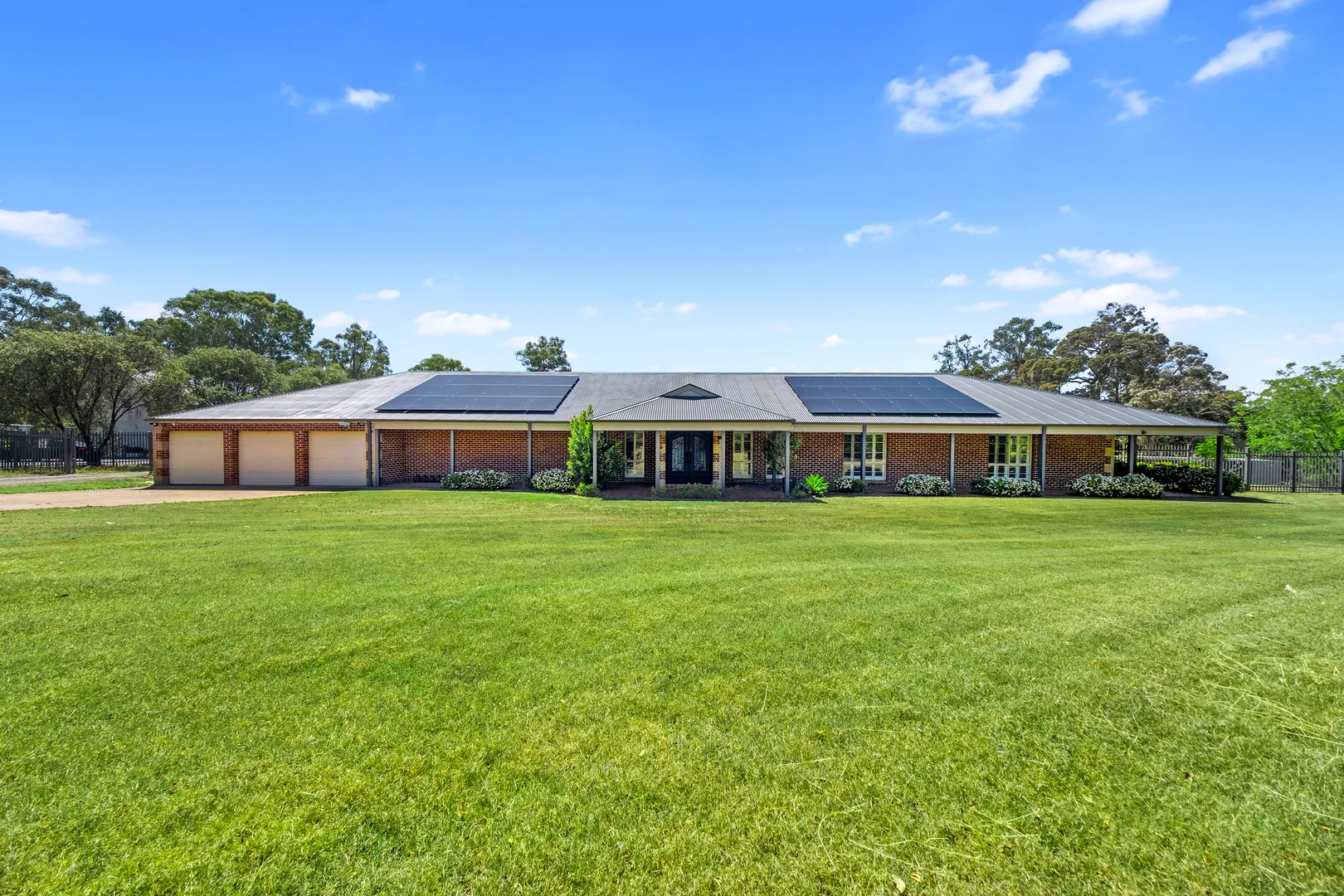 Additional image 2 of 9 Avon Place, Windsor Downs NSW 2756