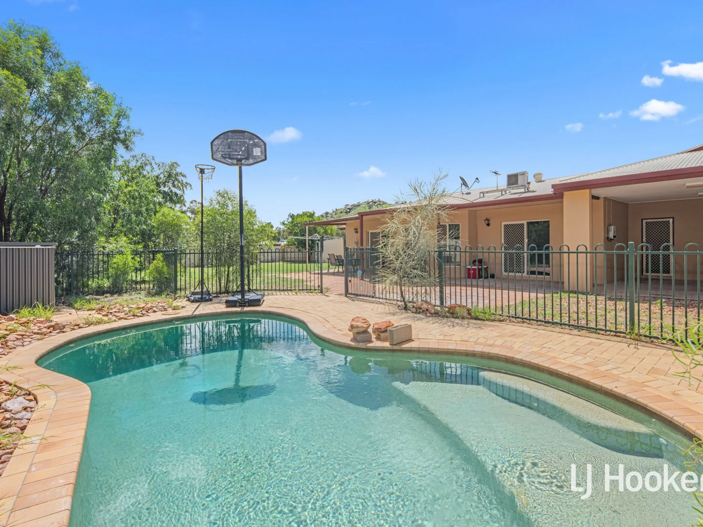 Additional image 14 of 2 Kempeana Crescent, Araluen NT 0870