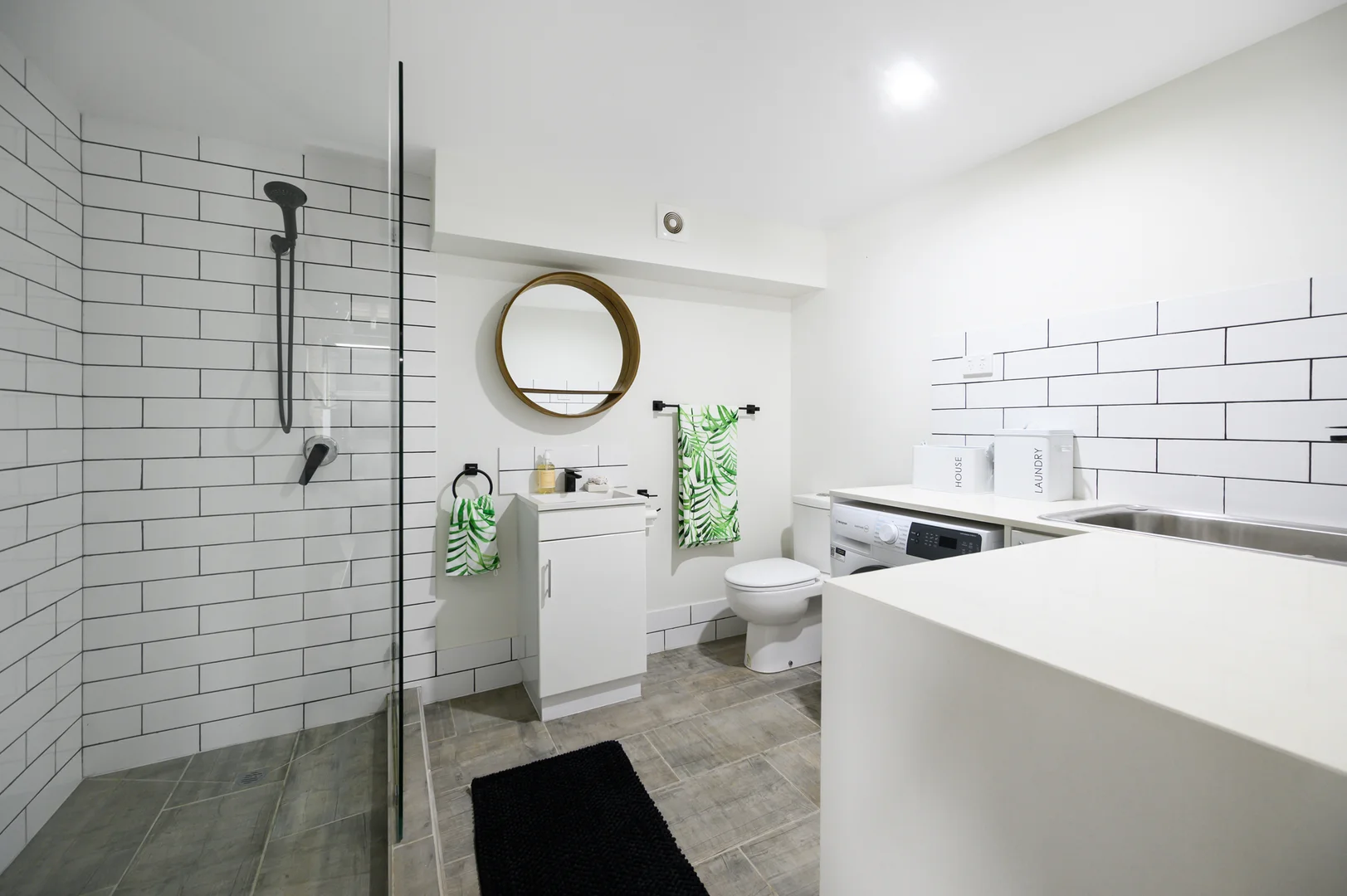 Additional image 15 of 21 Nankeen Avenue, Paradise Point QLD 4216