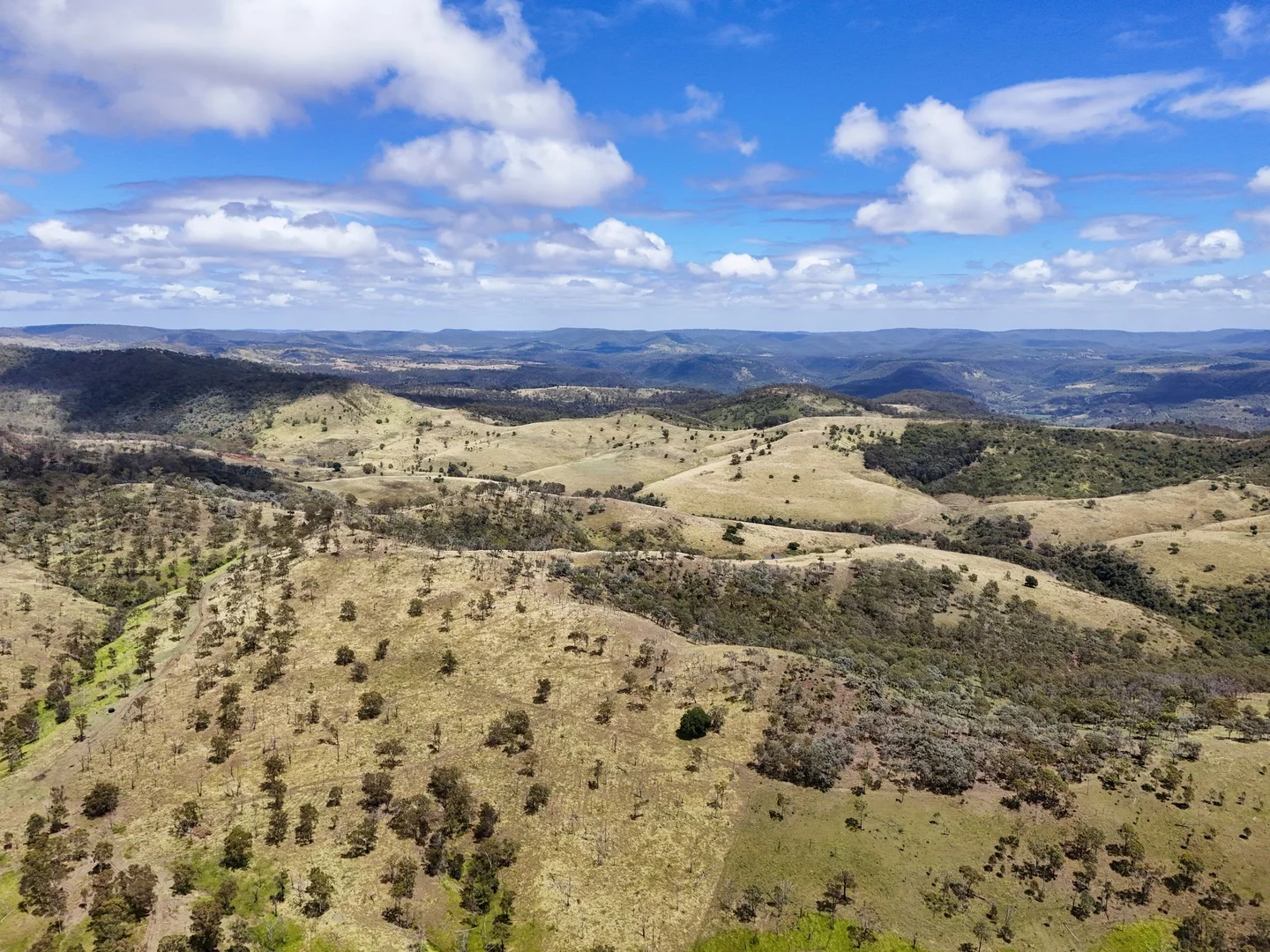 Additional image 41 of "PARADISE" 256 Paradise Road, Mount Sylvia QLD 4343