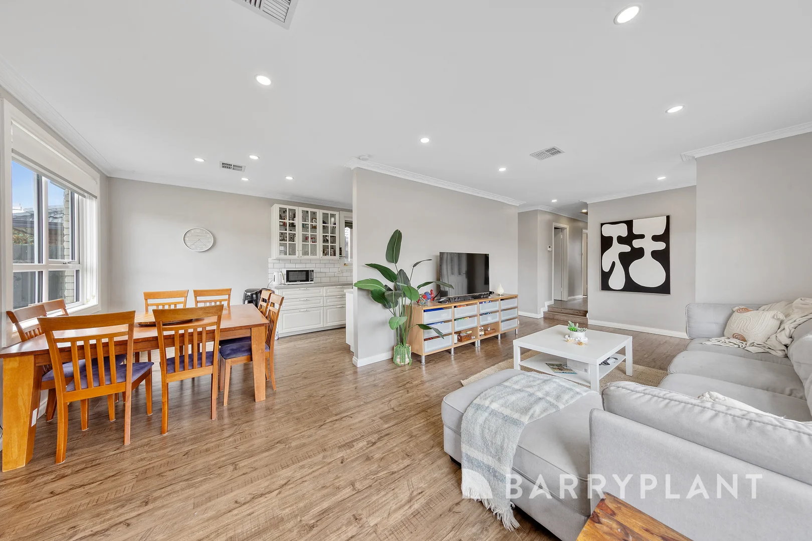 Additional image 4 of 2 Luxford Street, St Albans VIC 3021