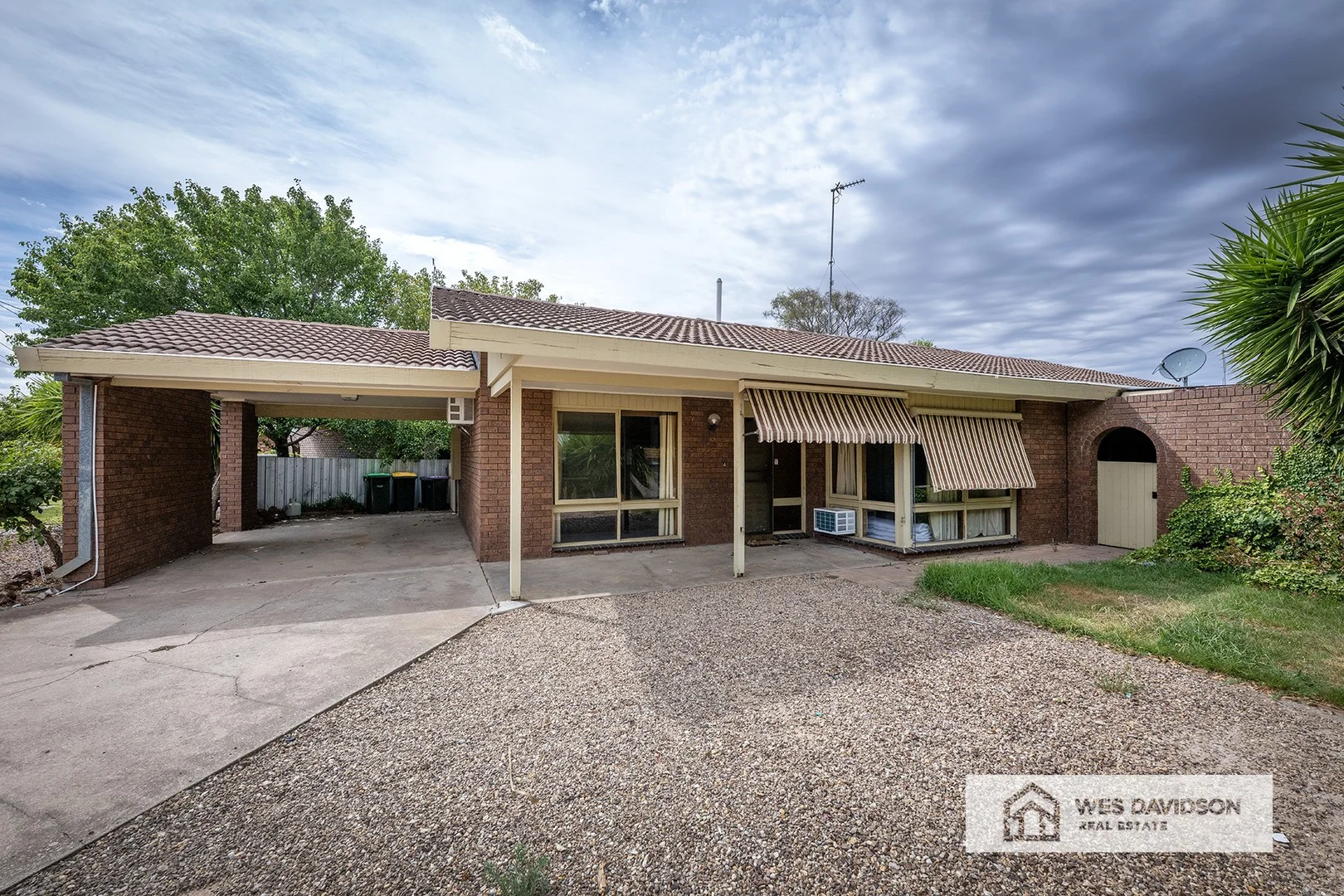 9 Lawrence Street, Horsham VIC 3400