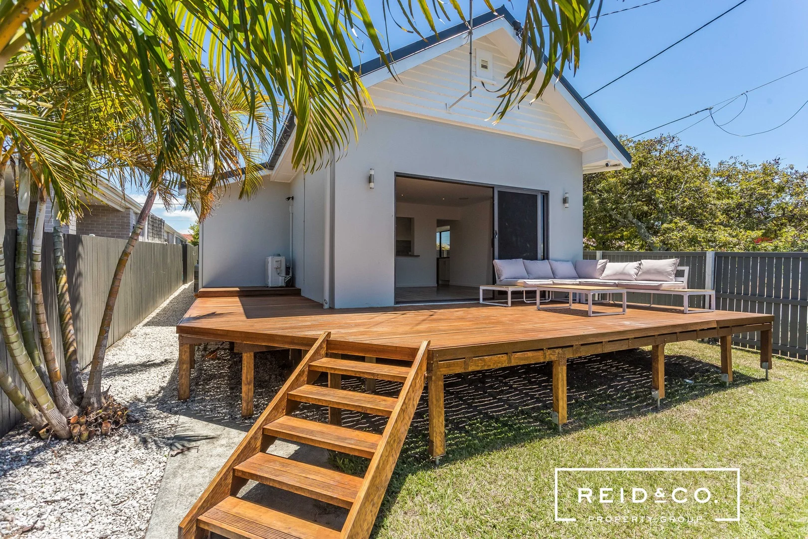 543 Oxley Avenue, Redcliffe QLD 4020
