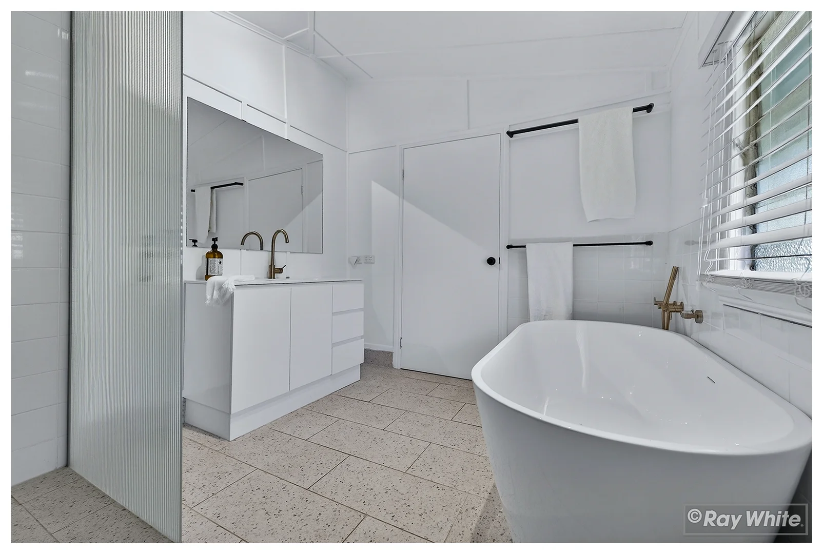 Additional image 23 of 101 Curran Street, Koongal QLD 4701