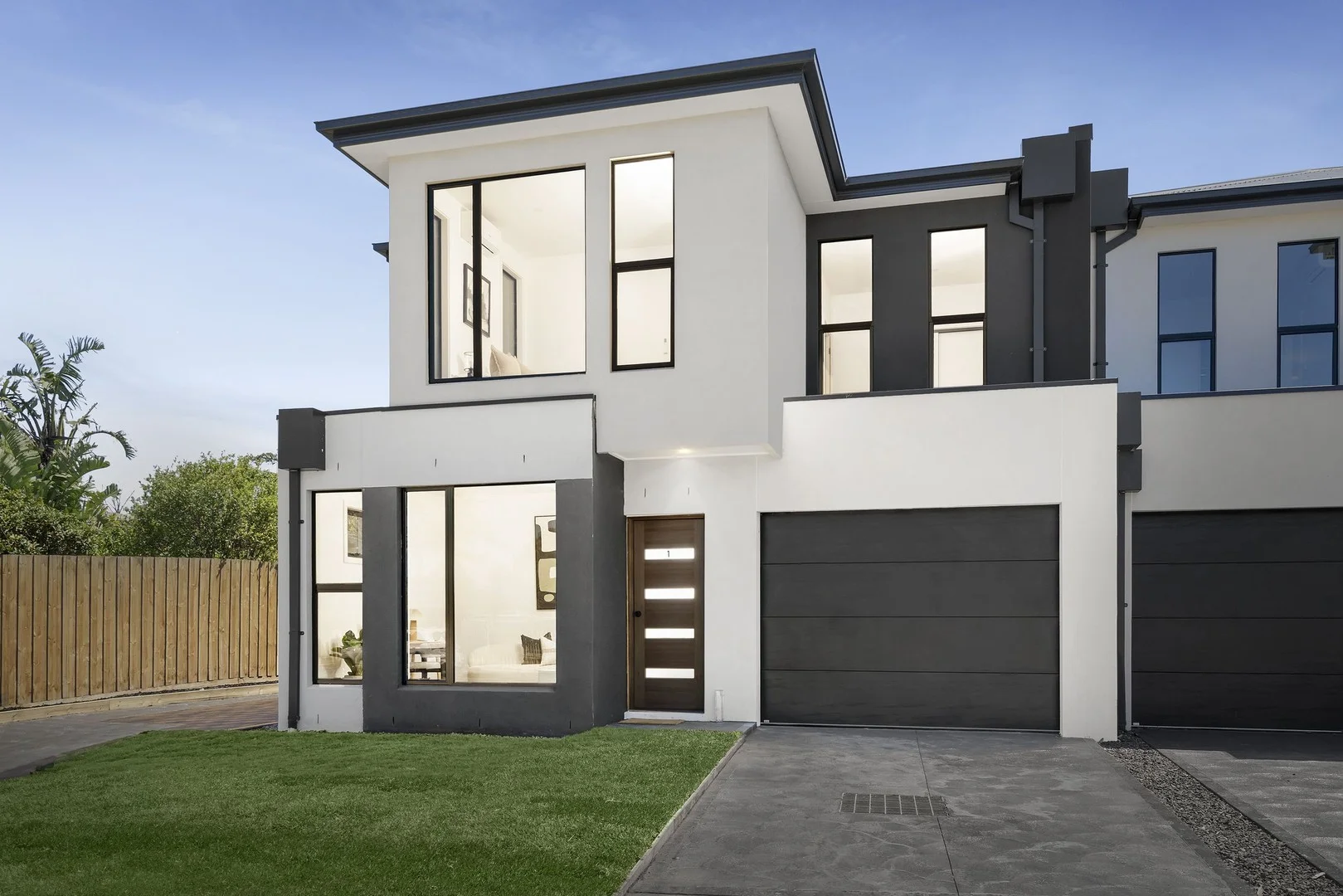 2/8 Hispano Drive, Keilor Downs VIC 3038