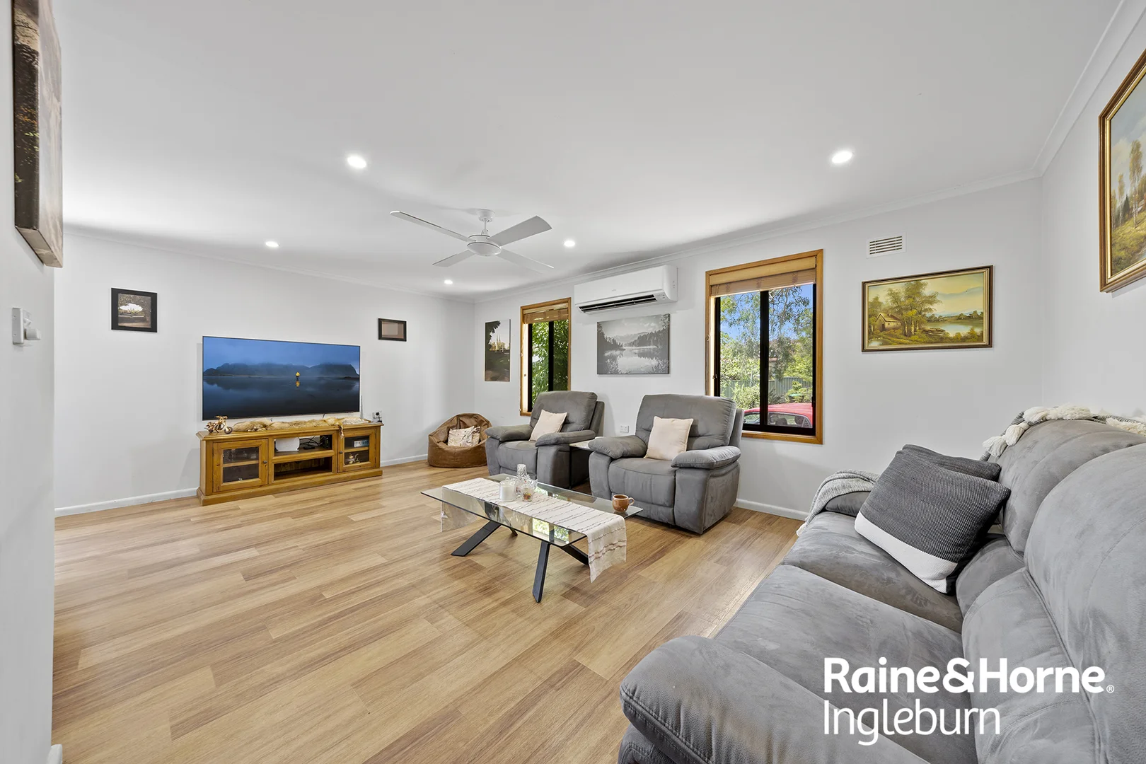 4 Miner Place, Ingleburn NSW 2565