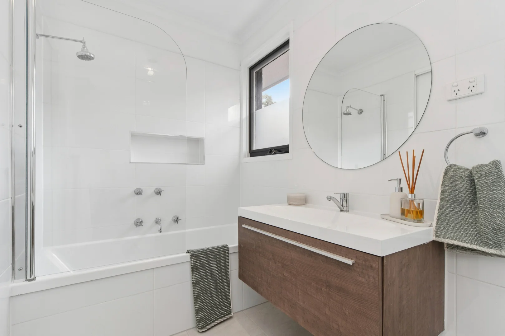 Additional image 12 of 3 Greenwood Drive, Carrum Downs VIC 3201