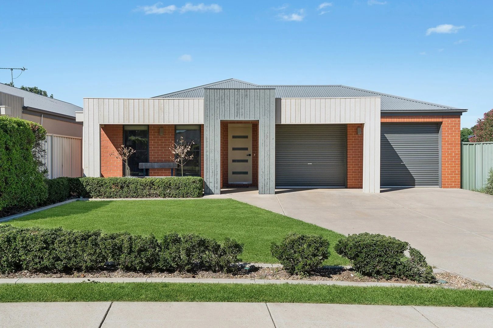 1/64 Jack Avenue, Mount Austin NSW 2650