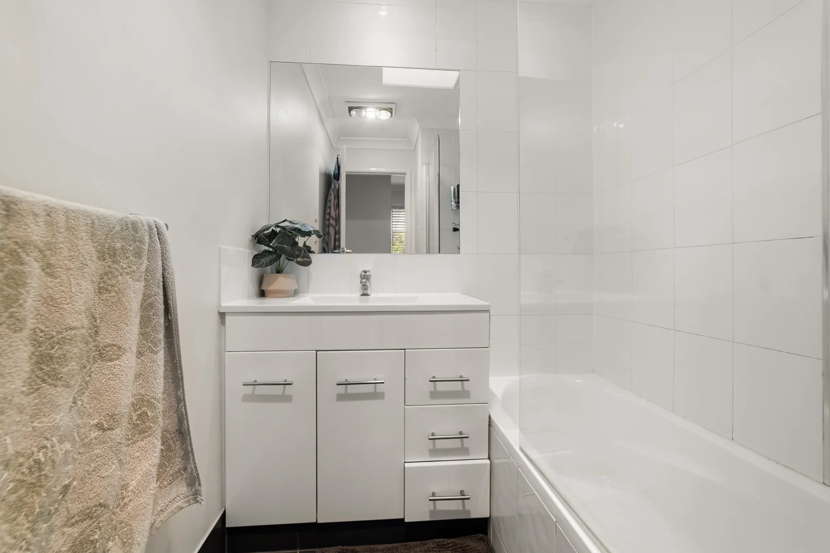 Additional image 9 of 4/26 Pine Avenue, Beenleigh QLD 4207