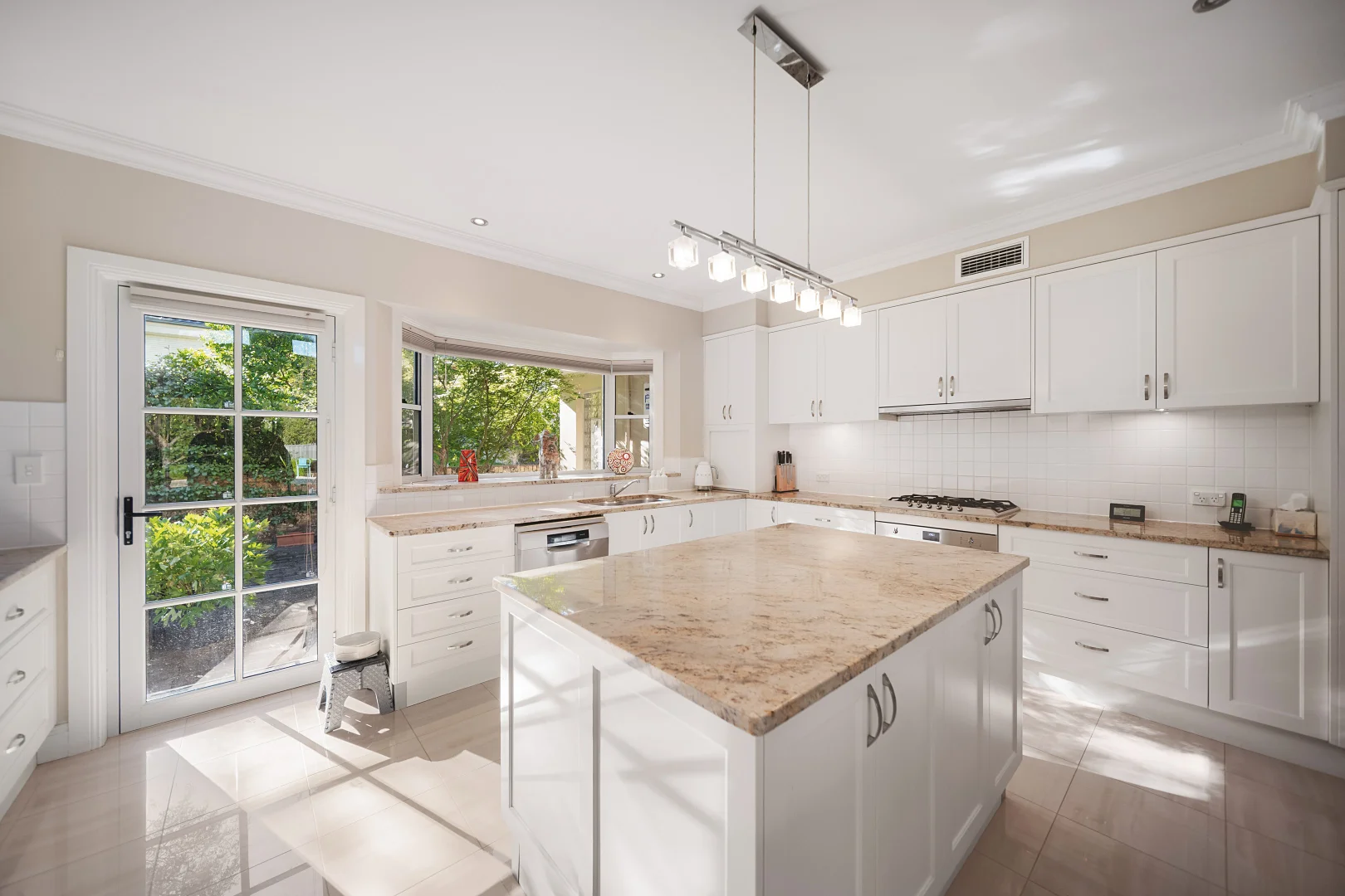 Additional image 5 of 38 Summer Road, Faulconbridge NSW 2776