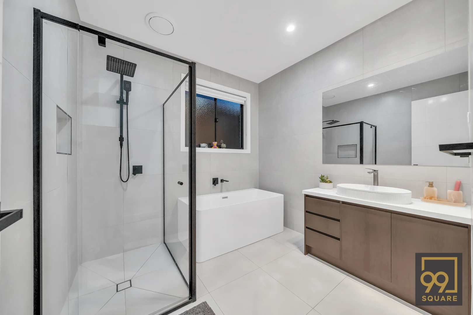 Additional image 8 of 24 Portobello Way, Fraser Rise VIC 3336