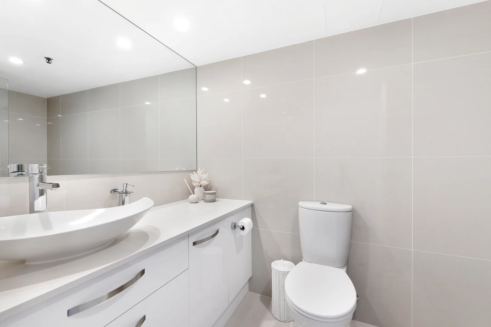 Additional image 22 of 57/17 Bayview Street, Runaway Bay QLD 4216