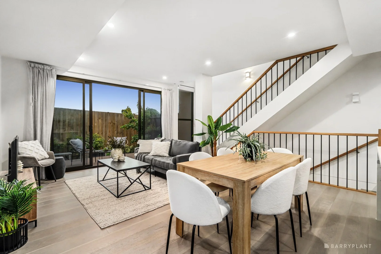 4/30 Churchill Street, Doncaster East VIC 3109