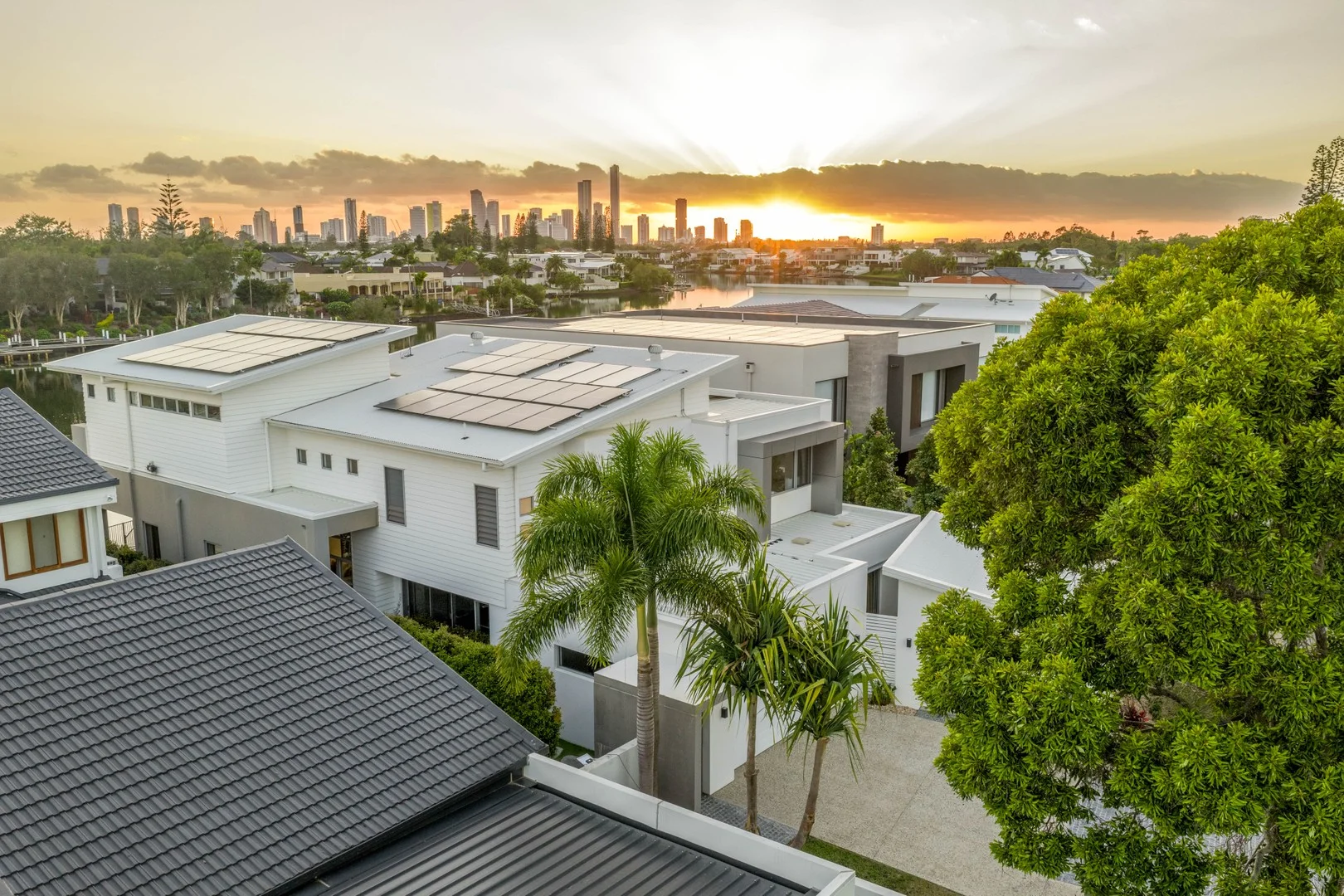 Additional image 3 of 41 Conifer Crescent, Broadbeach Waters QLD 4218