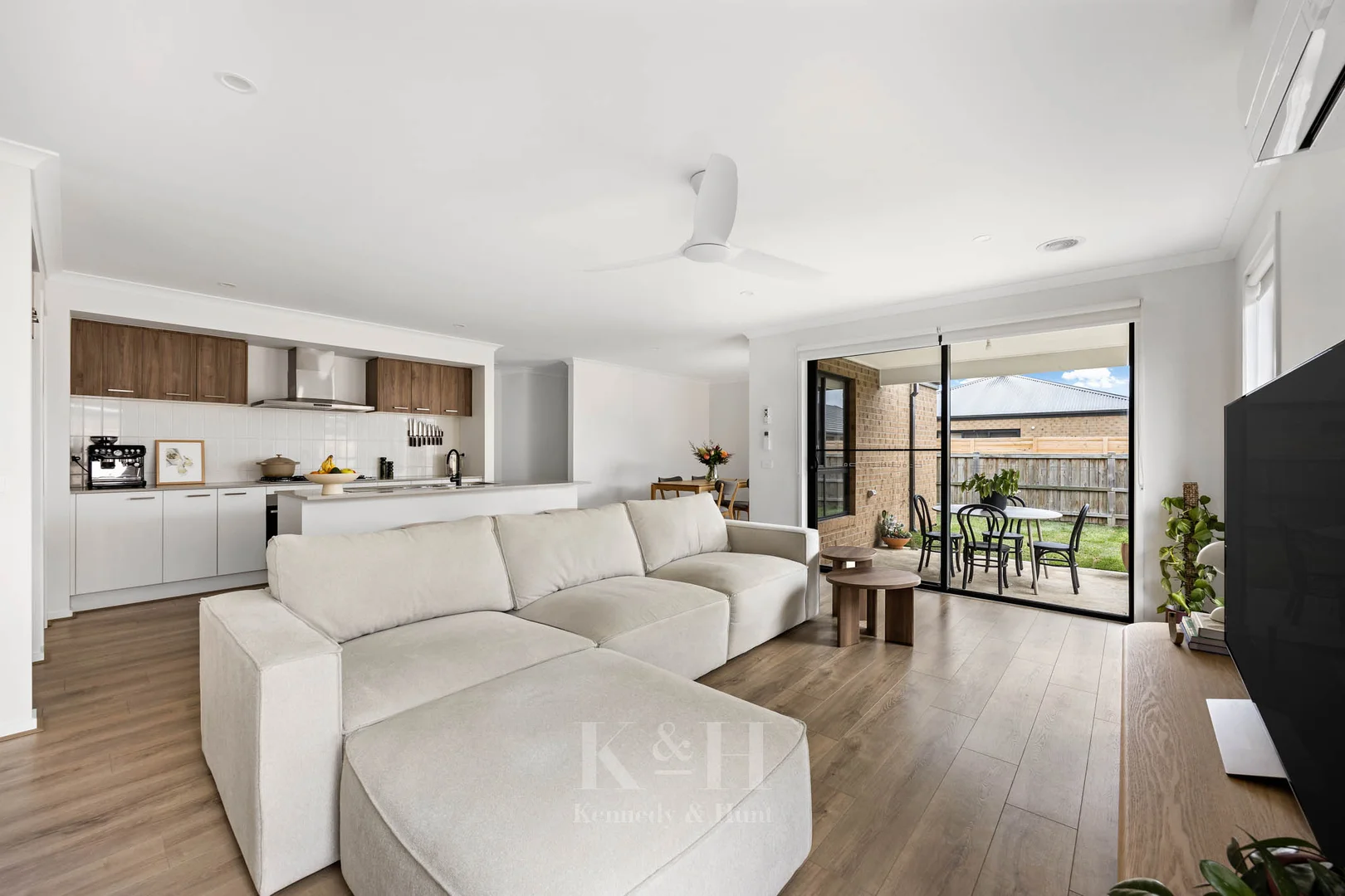 Additional image 6 of 8 Angus Way, New Gisborne VIC 3438