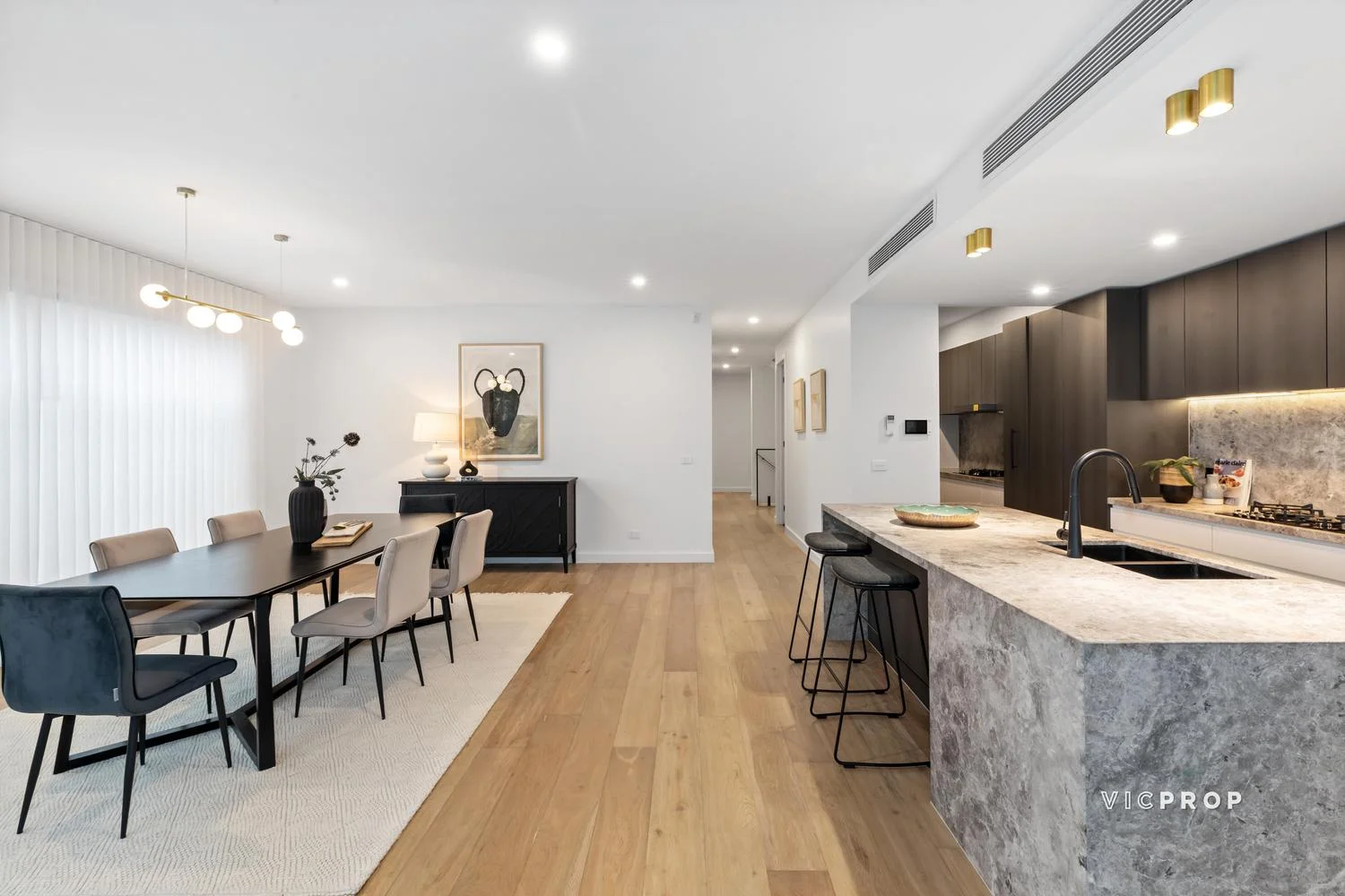 Additional image 2 of 128a Beverley Street, Doncaster East VIC 3109