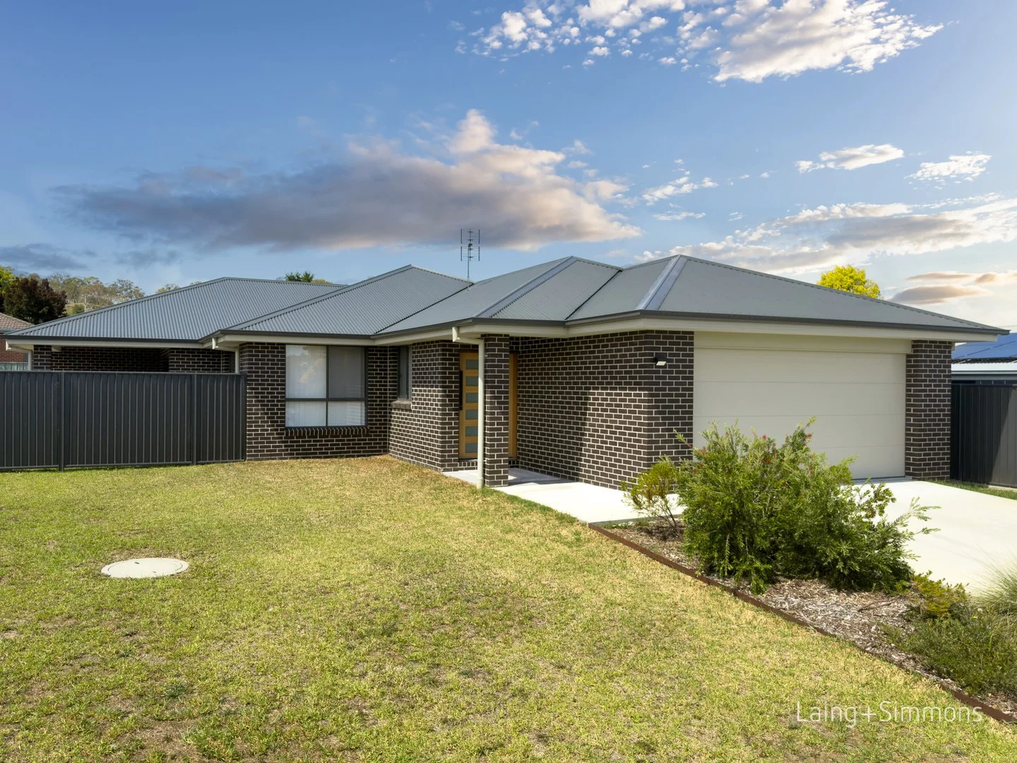 20 Bruce Close, Armidale NSW 2350