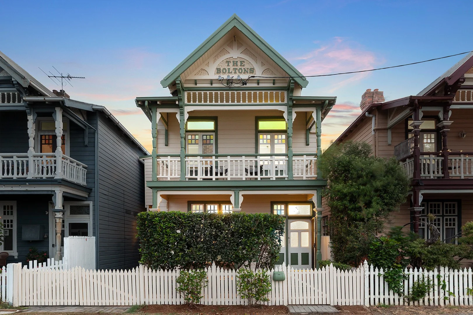 3 Menkens Lane, The Hill NSW 2300