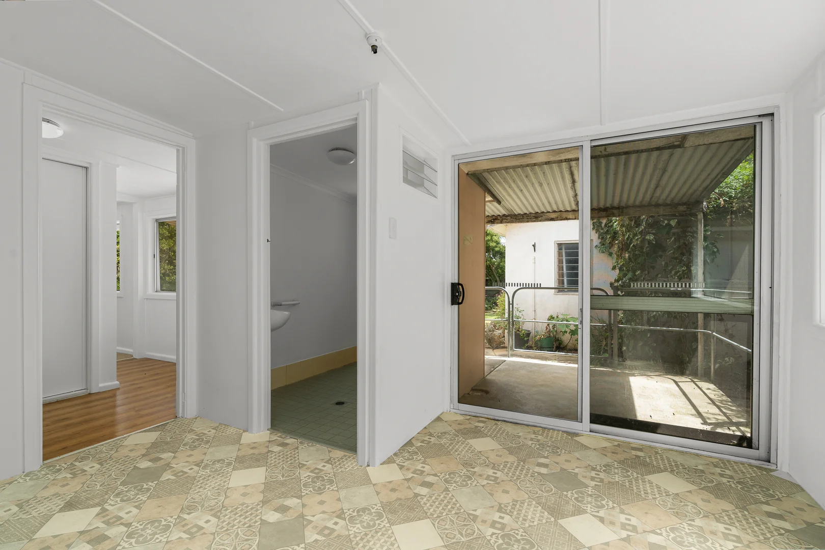 Additional image 10 of 6 Macassar Street, Cowra NSW 2794