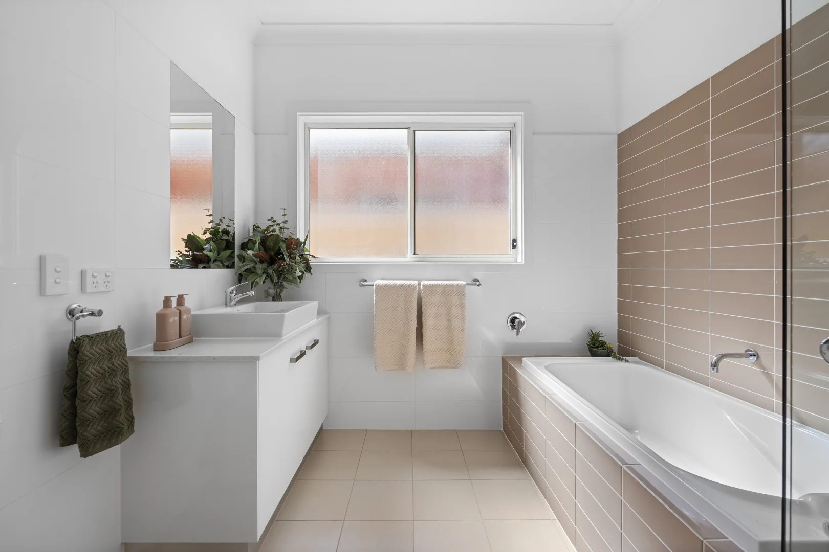 Additional image 13 of 72A Newton Road, Campbelltown SA 5074