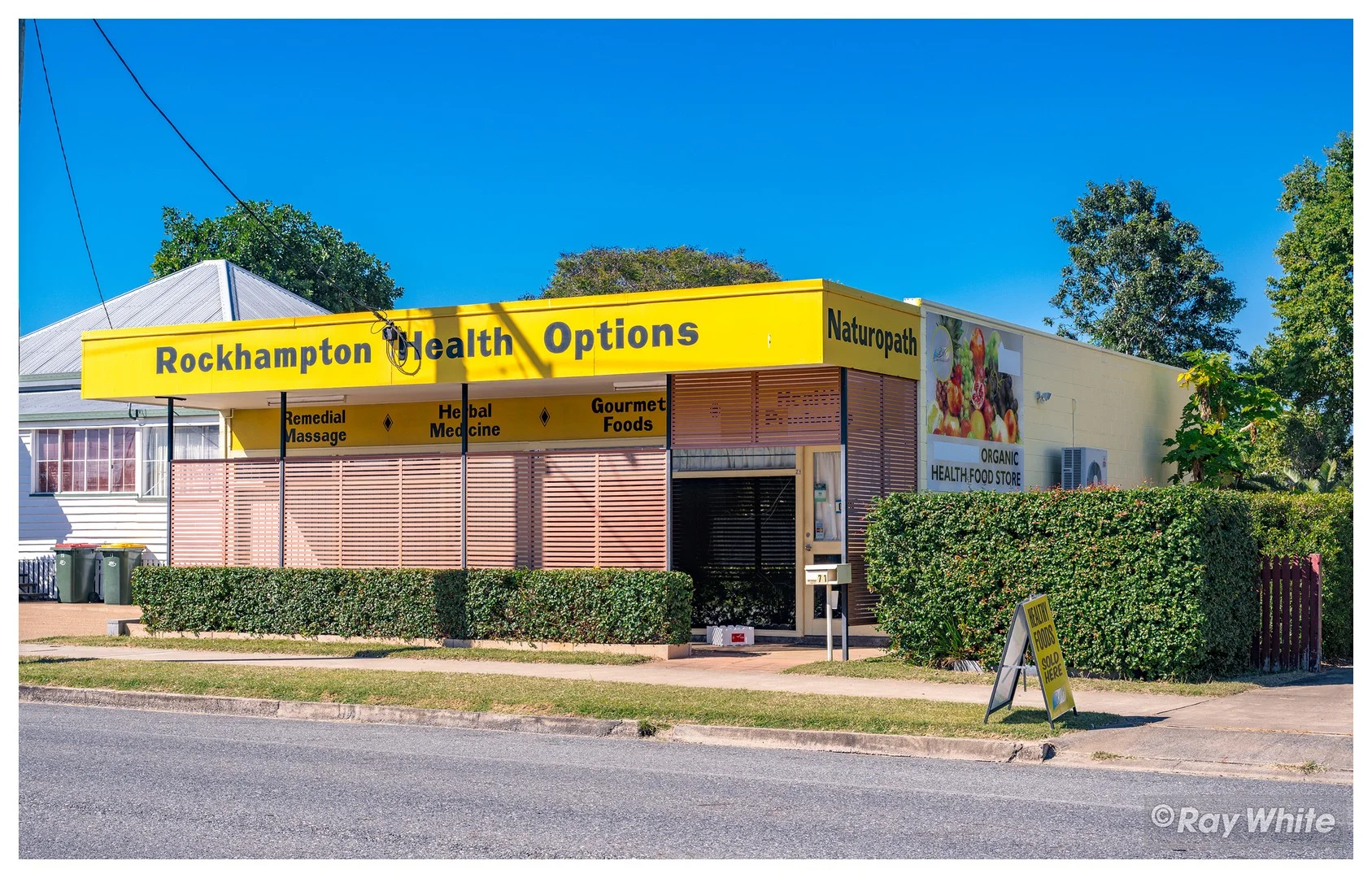 71 Main Street, Park Avenue QLD 4701