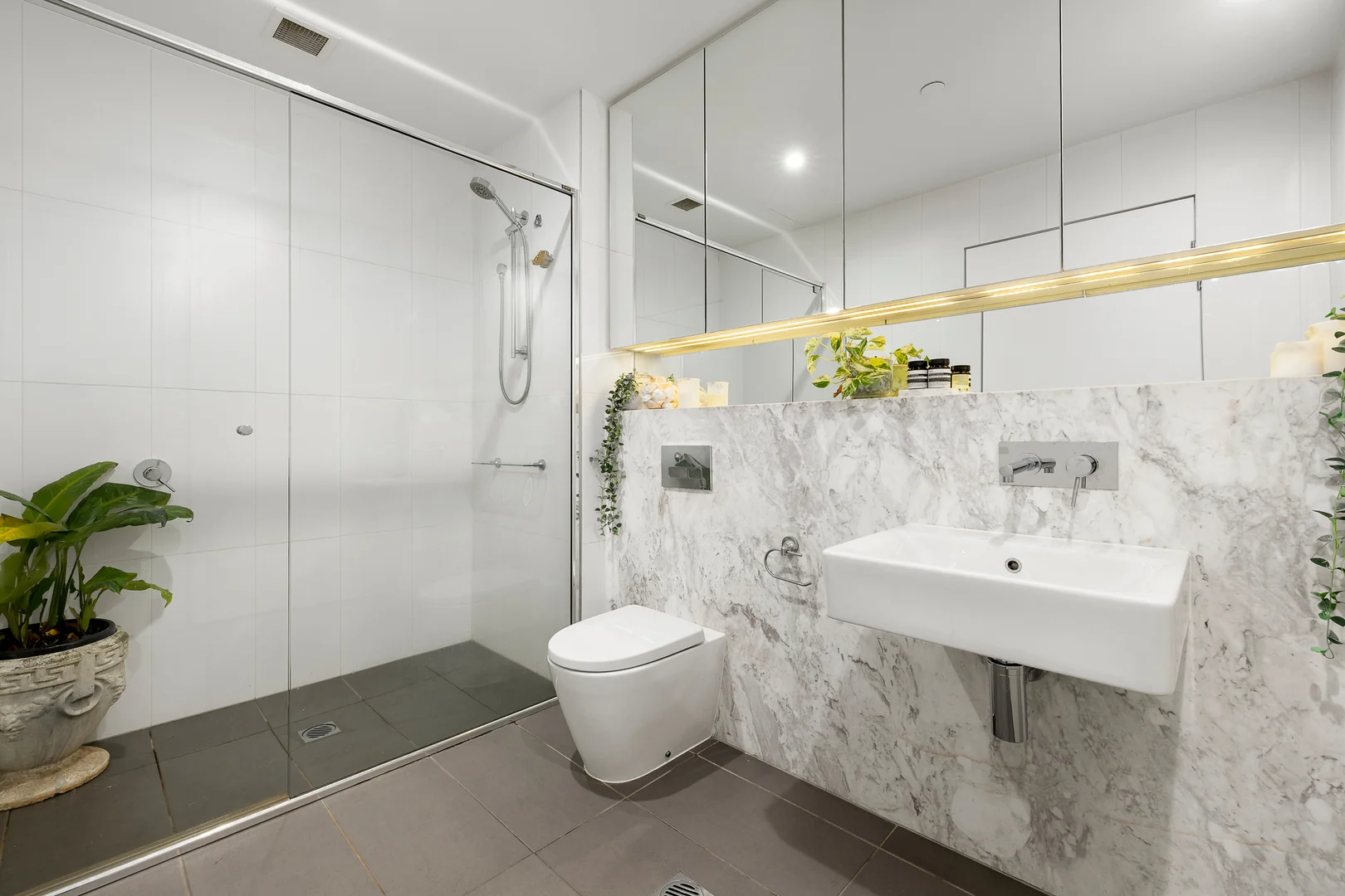 Additional image 6 of 305/2 Kingsley Street, Elwood VIC 3184