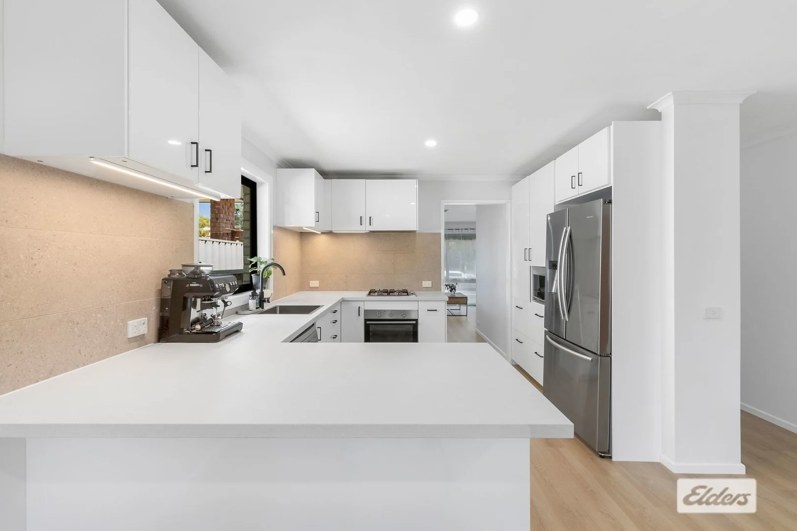 Additional image 4 of 7 Cook Place, West Wodonga VIC 3690