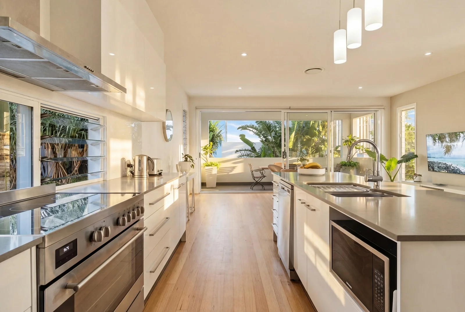 Additional image 4 of 2/1433 Gold Coast Highway, Palm Beach QLD 4221