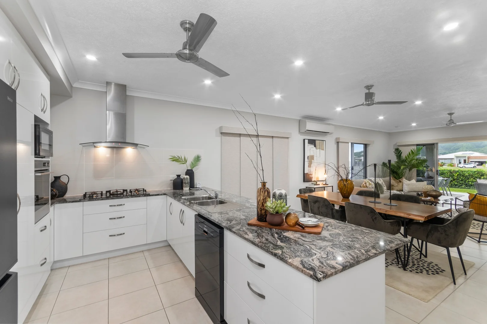 Additional image 2 of 26 Westbrook Drive (Fairfield Waters), Idalia QLD 4811