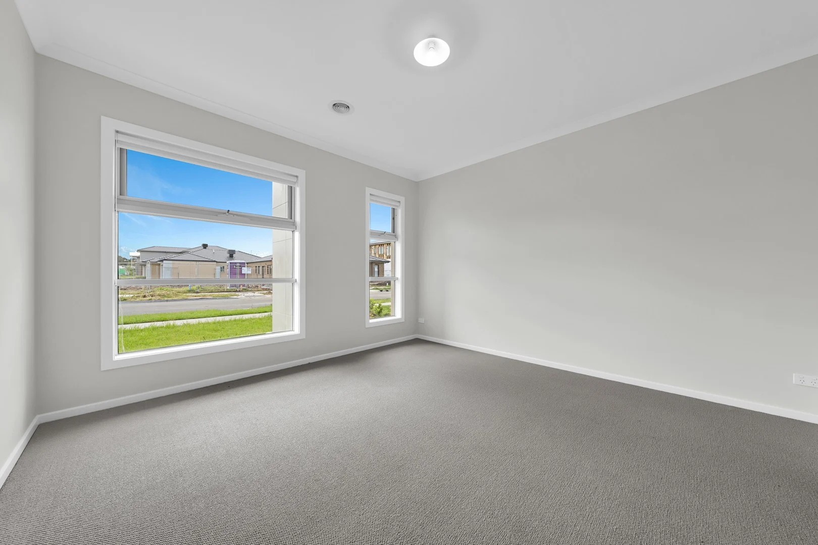 20 Birmingham Road, Cranbourne East VIC 3977
