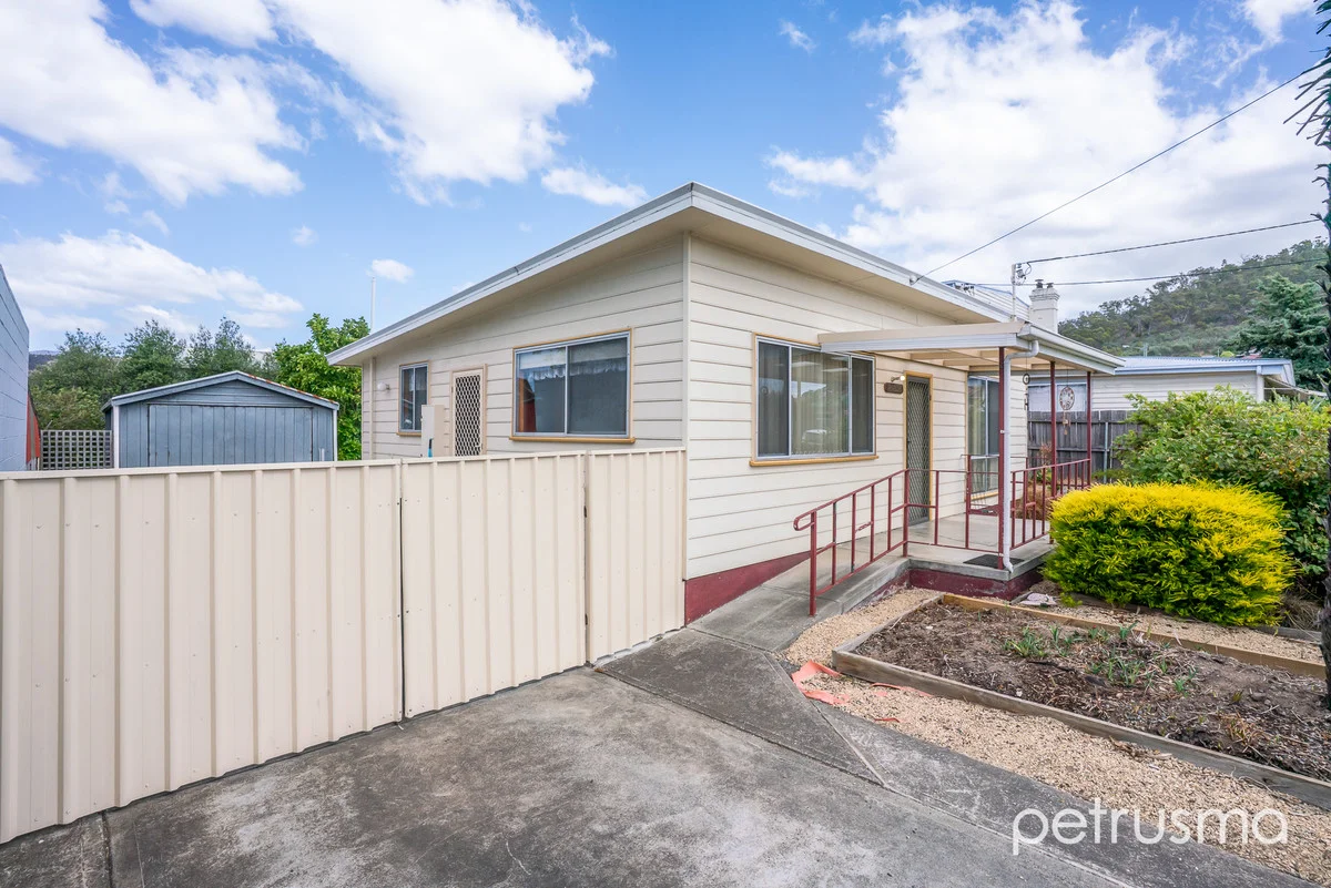 5 George Street, New Norfolk TAS 7140