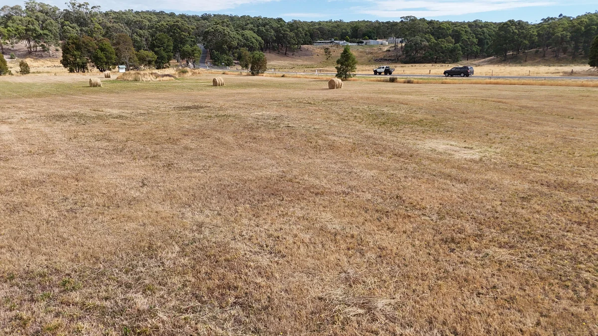 Additional image 6 of 21B - E\PP2388 Staffordshire reef Road, Newtown VIC 3351