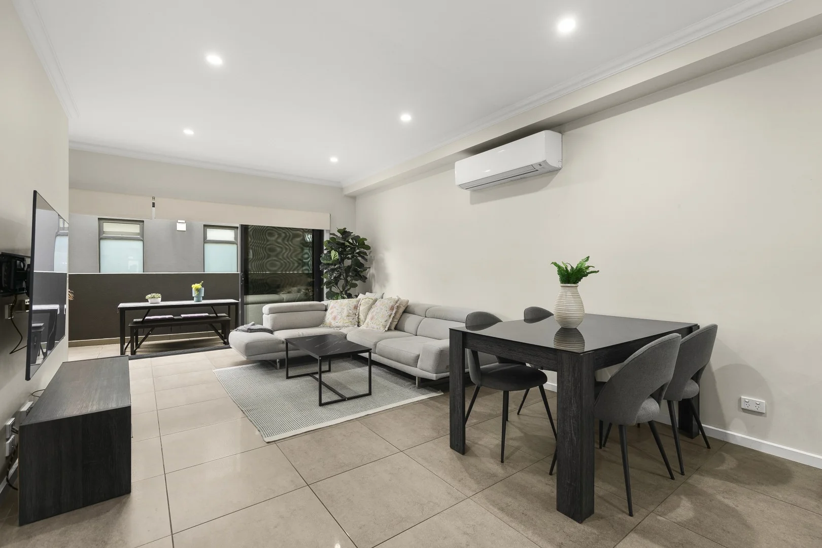 2/1080 Sydney Road, Fawkner VIC 3060