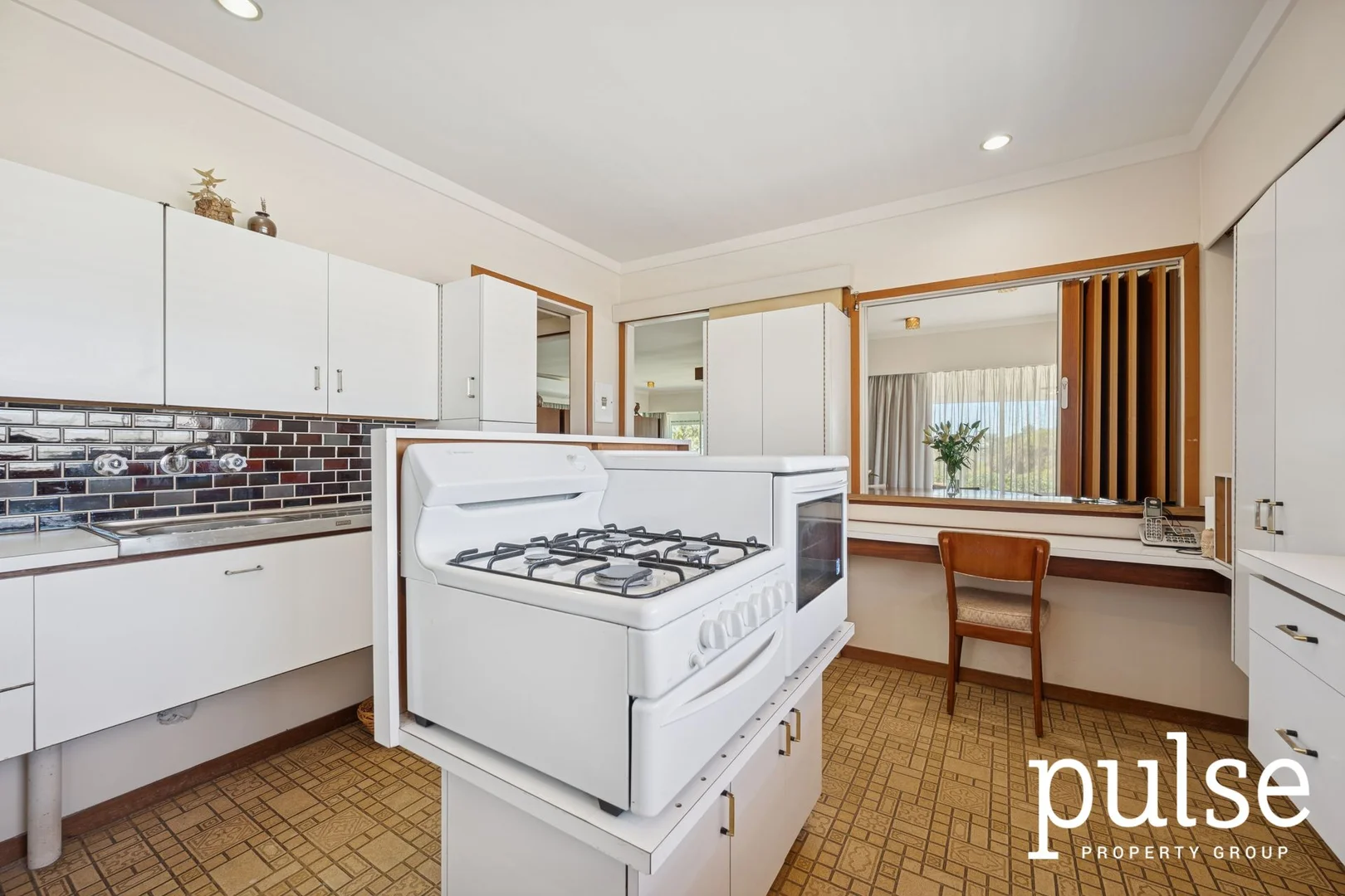 Additional image 12 of 119 Riverton Drive W, Rossmoyne WA 6148