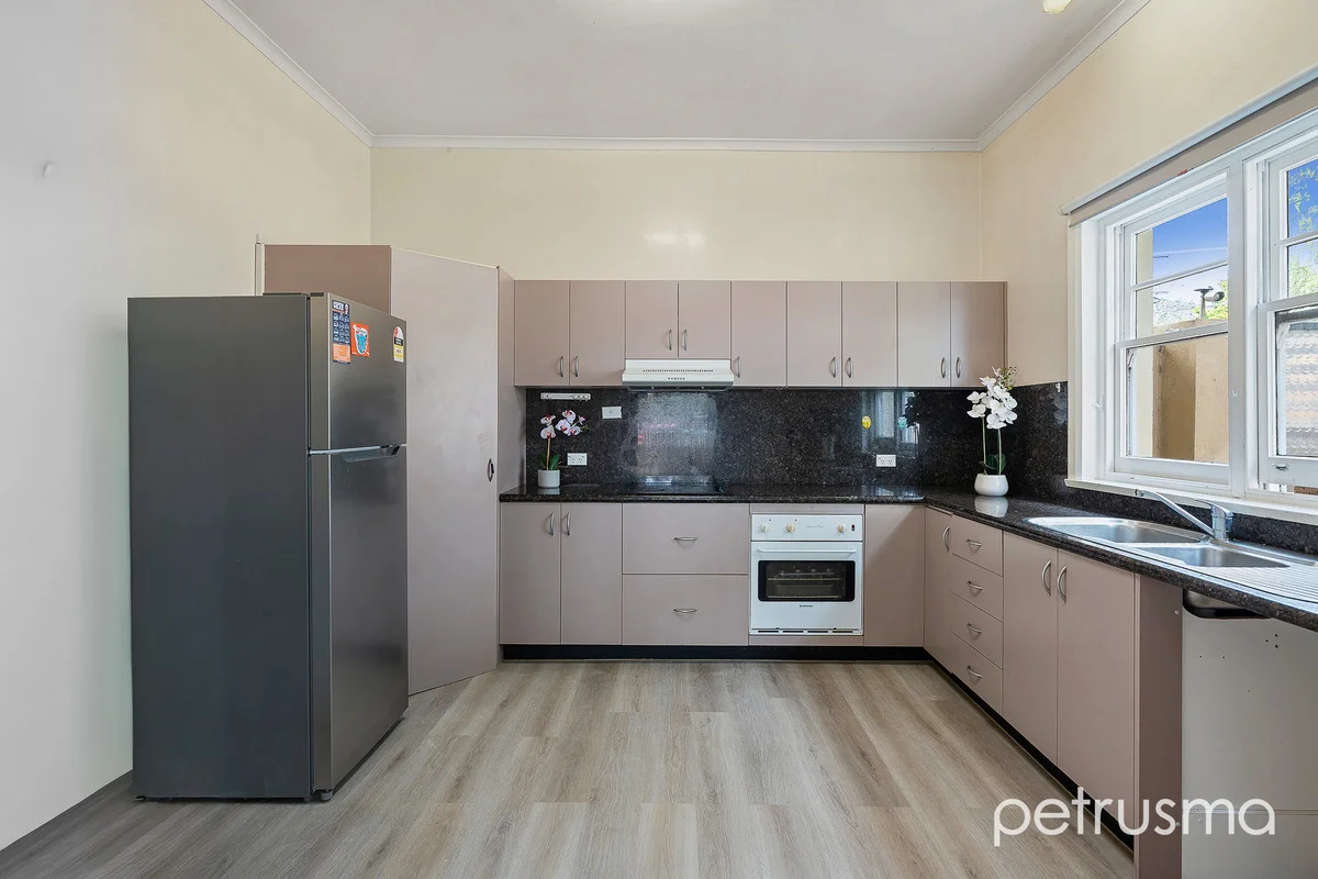 Additional image 8 of 1/18 View Street, Sandy Bay TAS 7005