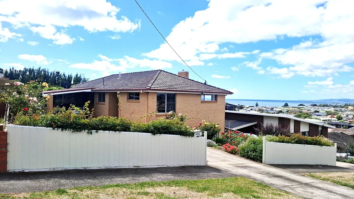 126 George Street, Devonport TAS 7310
