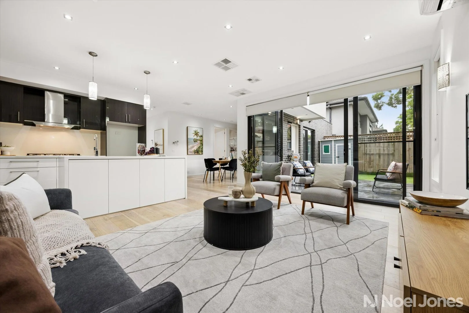 Additional image 2 of 2/17 St Clems Road, Doncaster East VIC 3109