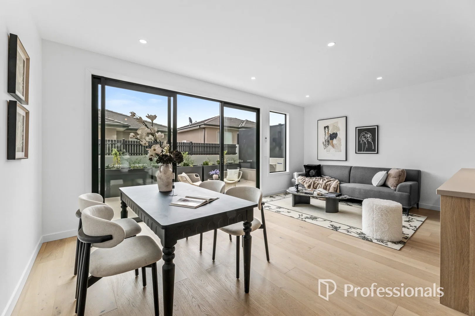 Additional image 3 of 3&5/94 Wood Street, Templestowe VIC 3106