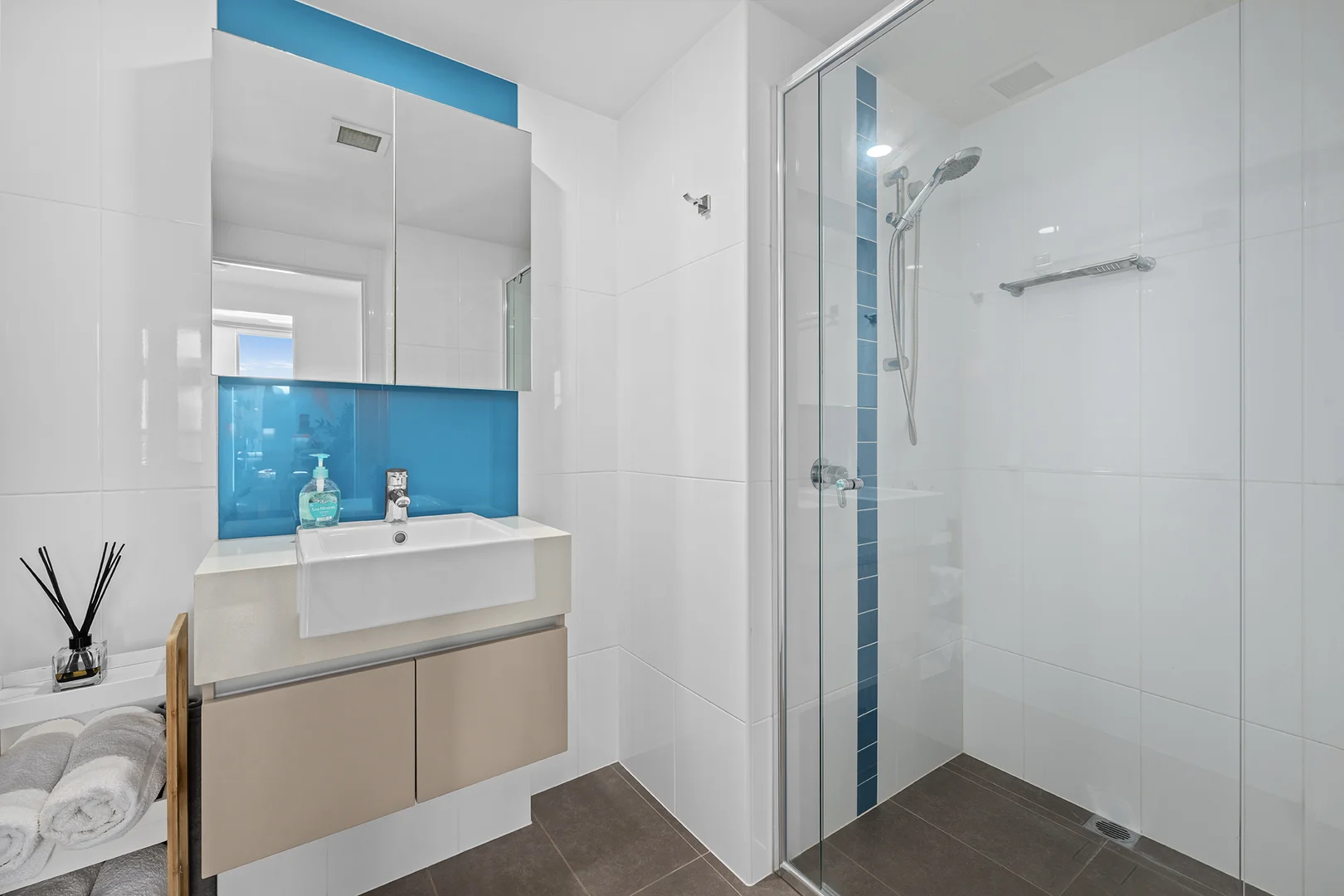 Additional image 22 of 28 Bayview Street, Runaway Bay QLD 4216