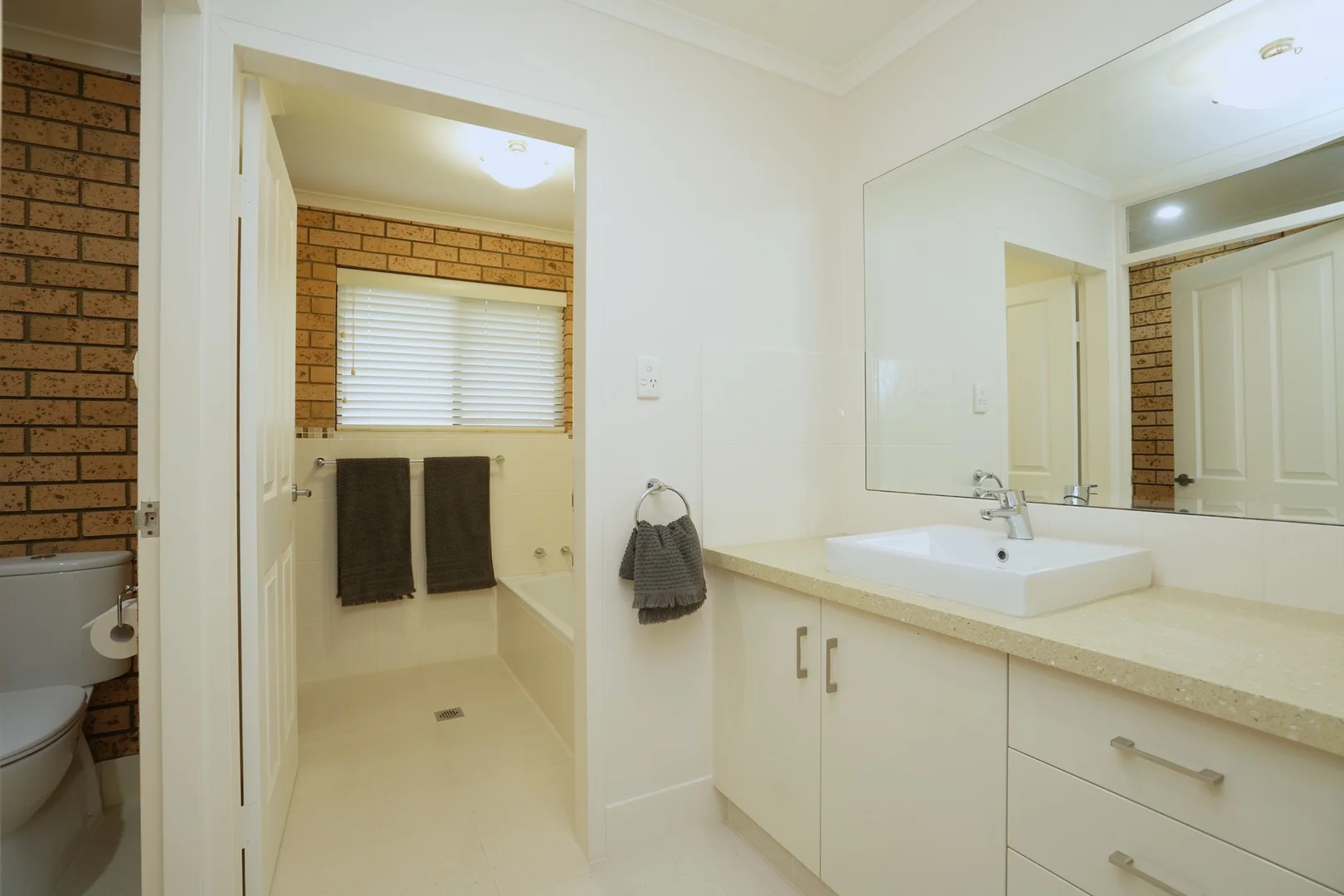 Additional image 23 of 14 Doolan Crescent, Griffith NSW 2680