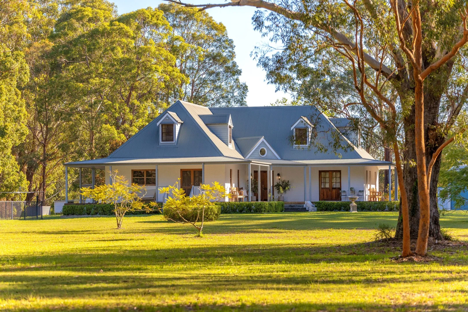 183 Beach Road, Mitchells Island NSW 2430