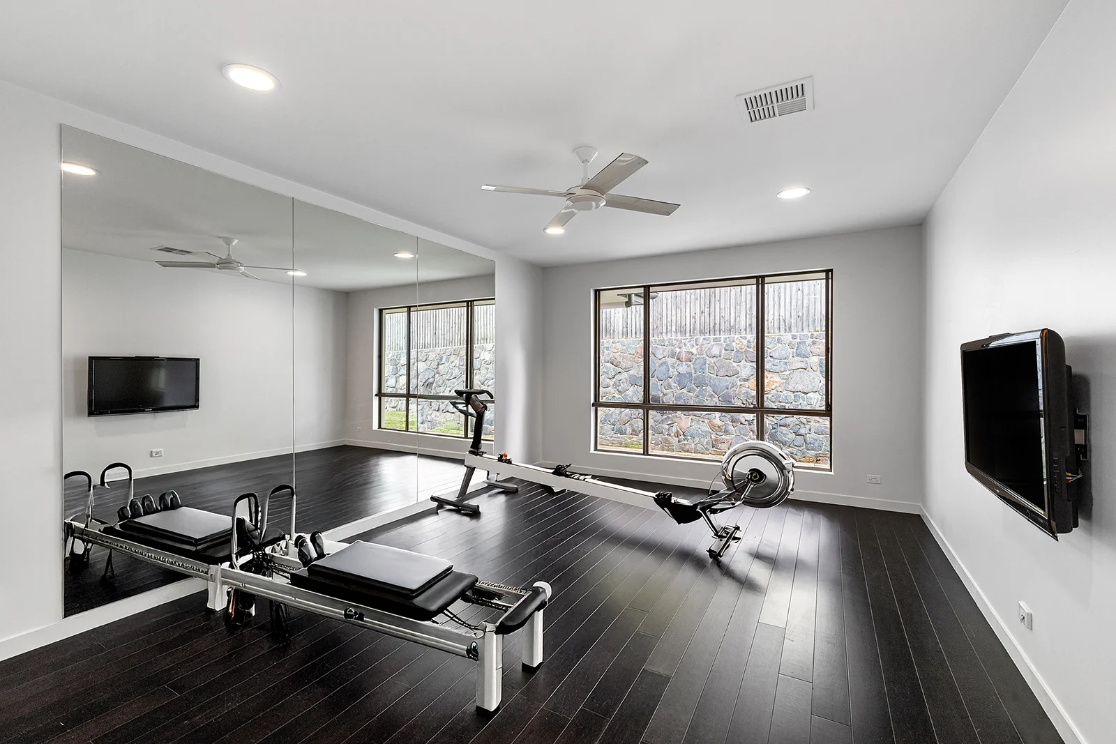 Additional image 13 of 14-20 Turnbull Place, Tanawha QLD 4556