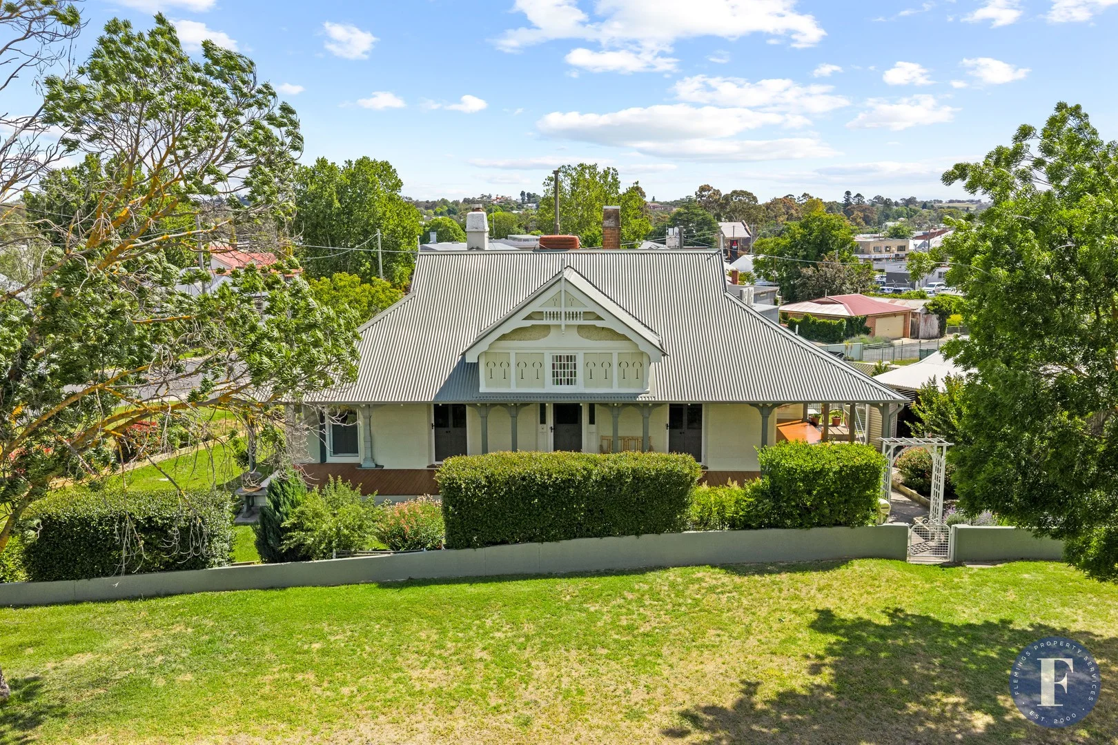 2 Lovell Street, Young NSW 2594