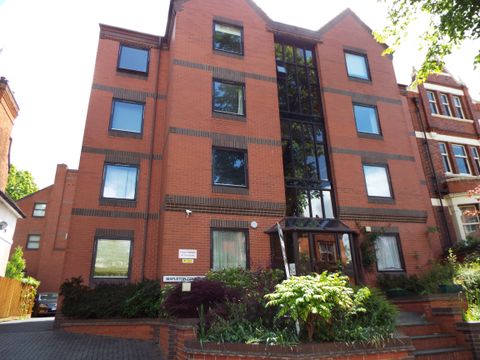 Mapleton Court, Leicester LE1