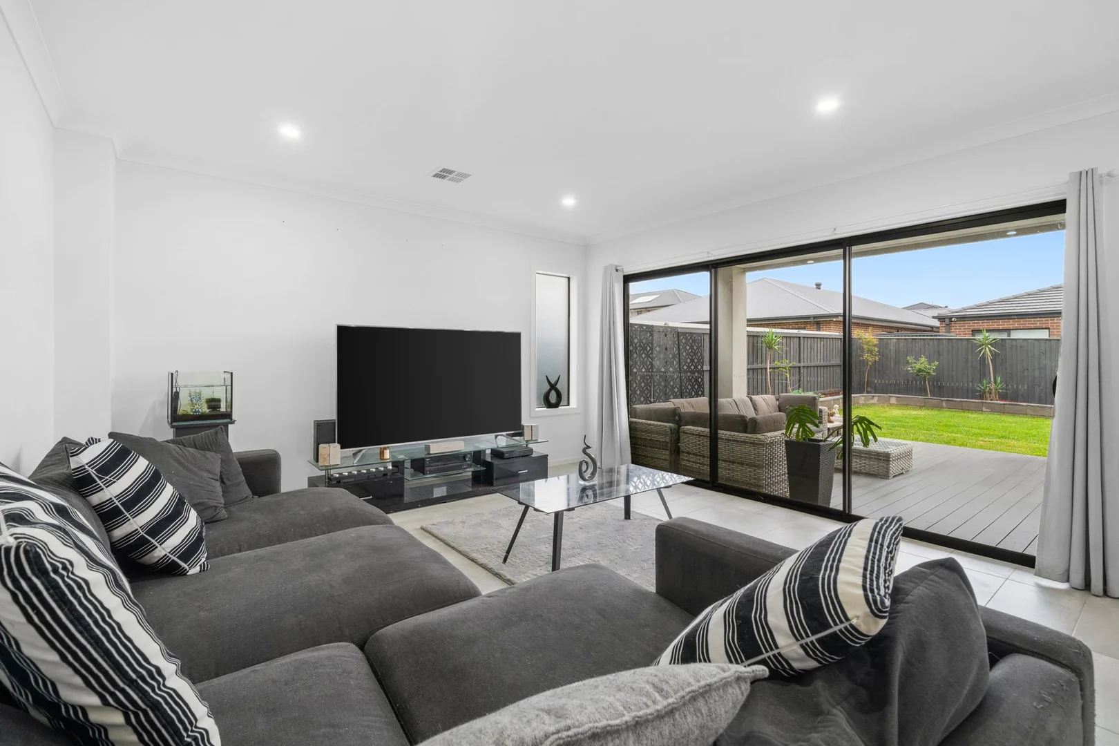 Additional image 14 of 53 Dablam Street, Clyde North VIC 3978