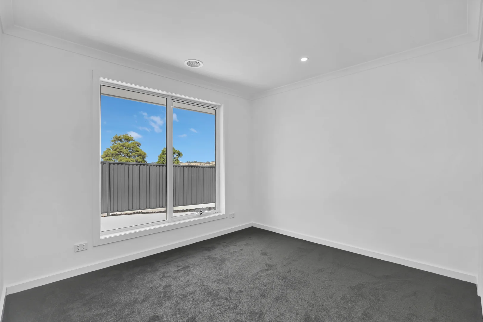 Additional image 8 of 2, 3, 4 & 5/20 Garfield Road, Garfield VIC 3814